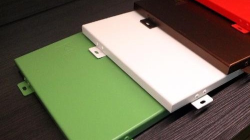 氟碳鋁單板的噴涂層有什么用