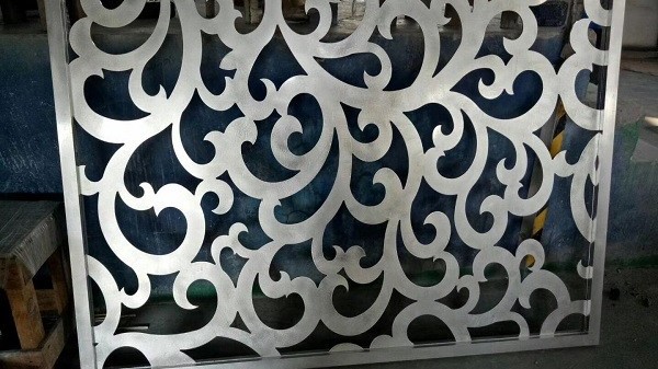 氟碳噴涂鋁單板發展在哪方面具有優勢